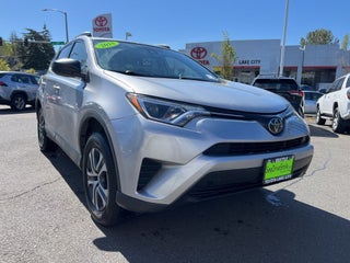 2018 Toyota RAV4 LE