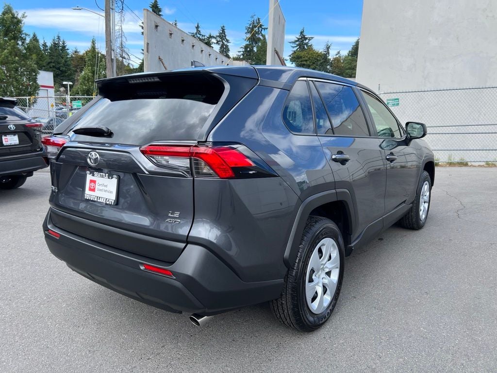 2025 Toyota RAV4 LE