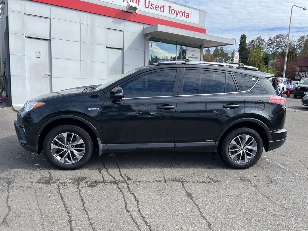 2018 Toyota RAV4 Hybrid LE