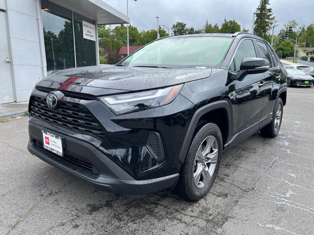 2025 Toyota RAV4 Hybrid XLE -AWD