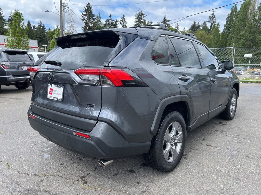 2025 Toyota RAV4 Hybrid XLE