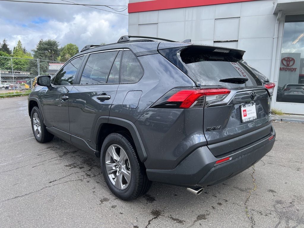 2025 Toyota RAV4 Hybrid XLE