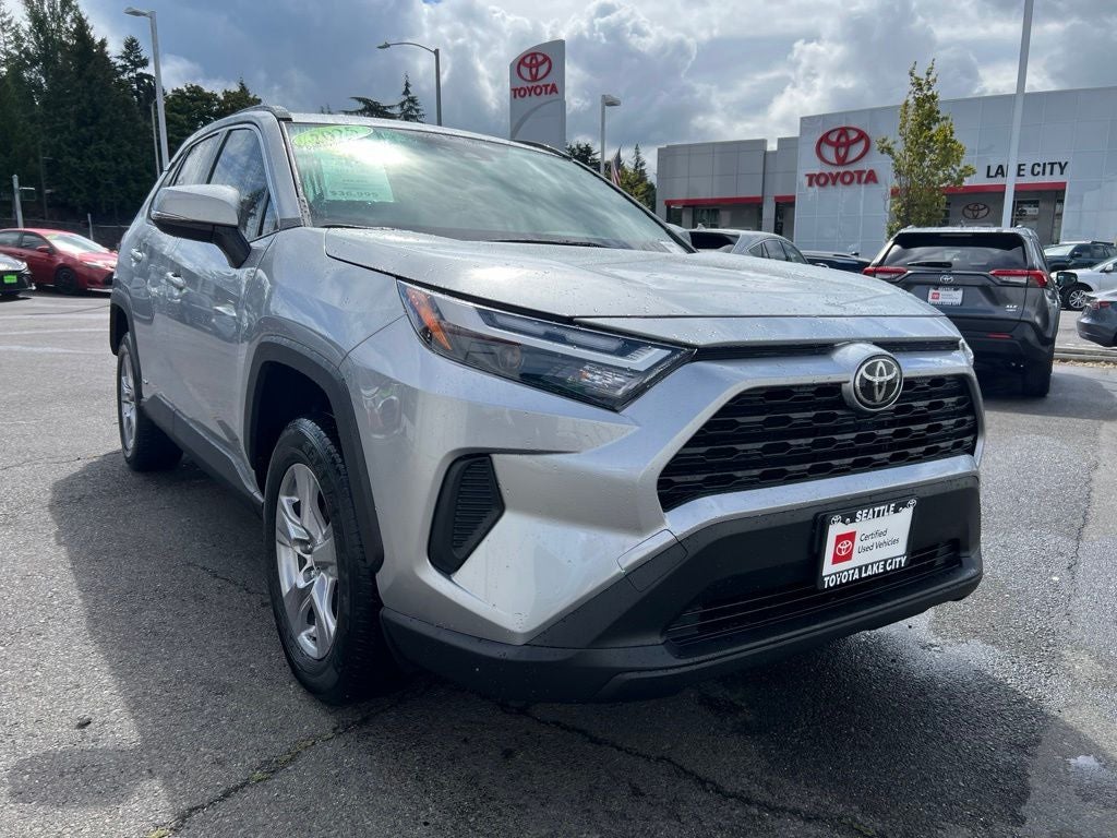 2025 Toyota RAV4 Hybrid XLE -AWD