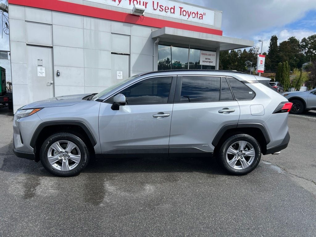 2025 Toyota RAV4 Hybrid XLE -AWD