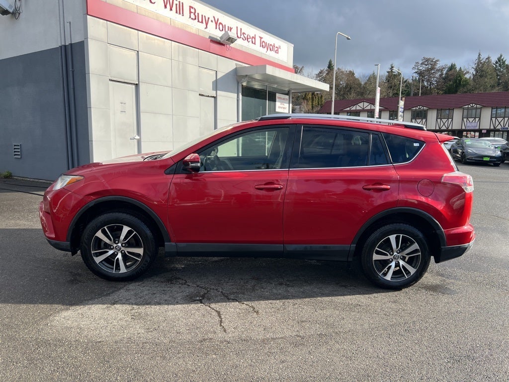 2017 Toyota RAV4 XLE