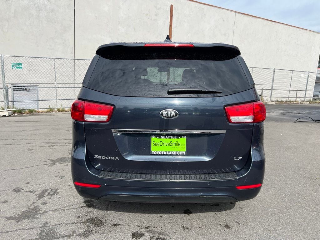 2016 Kia Sedona LX
