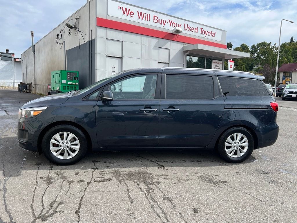 2016 Kia Sedona LX