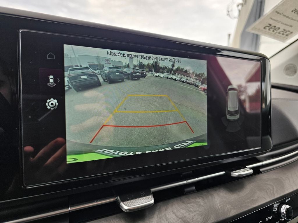 2024 Kia Carnival EX
