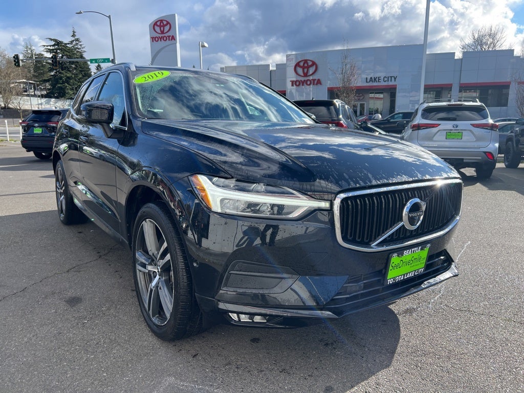 2019 Volvo XC60 T6 Momentum -AWD