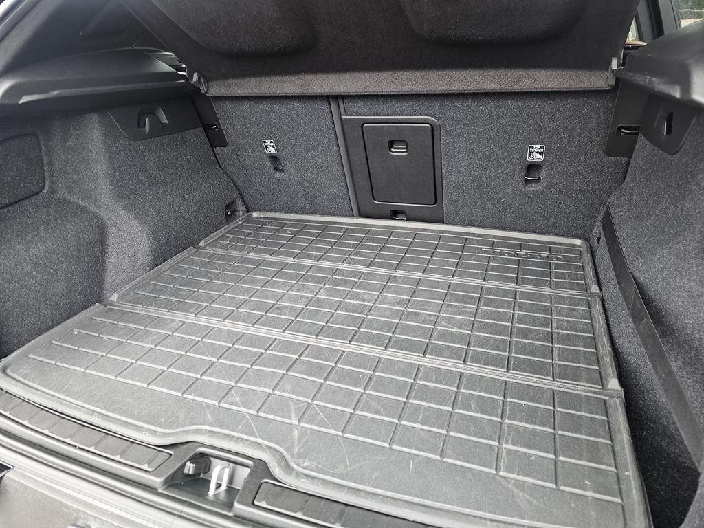 2020 Volvo XC40 Momentum