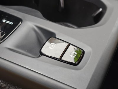 2020 Volvo XC40 Momentum