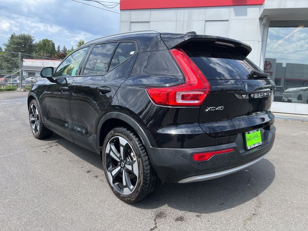 2020 Volvo XC40 Momentum