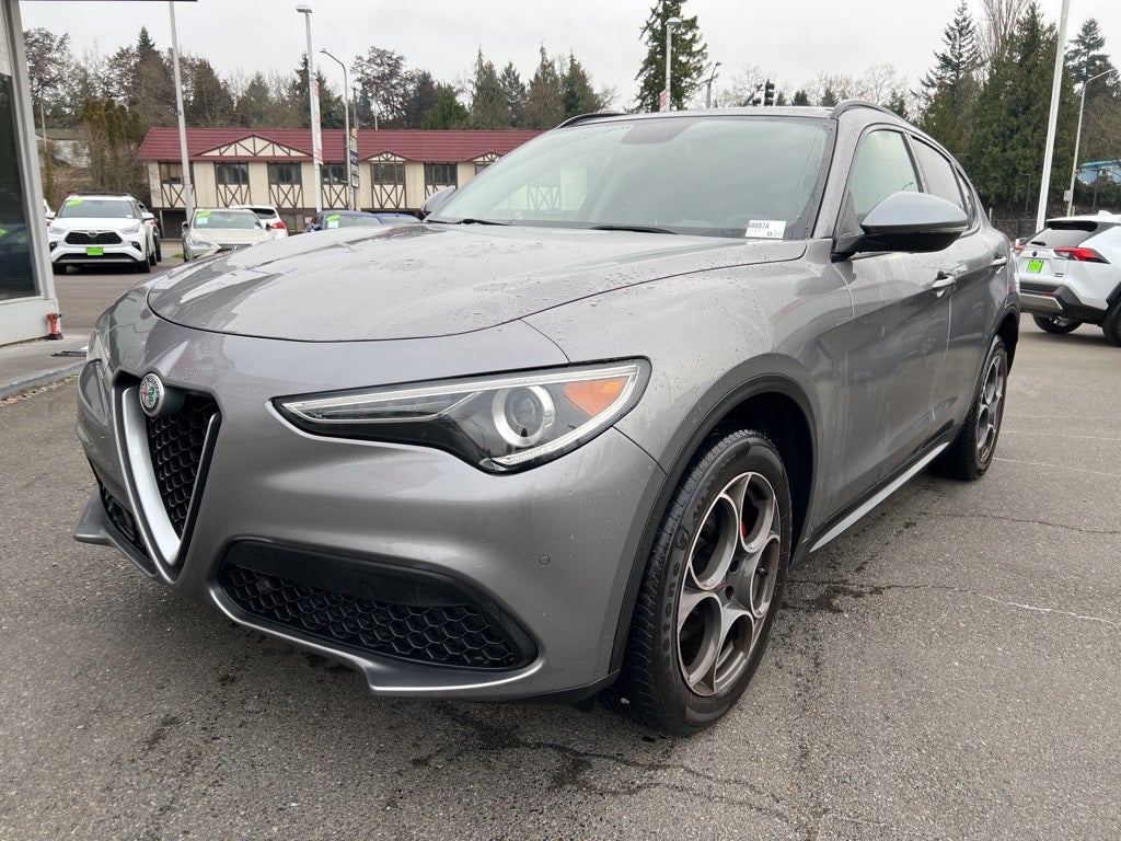 2018 Alfa Romeo Stelvio Base